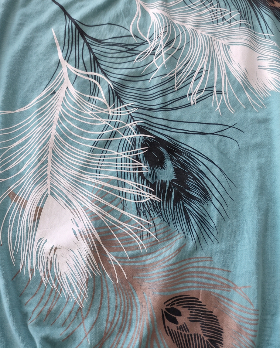 2nd Hand | Yidarton Cold-Shoulder Shirt Hellblau – Gr. S – Pfauenfeder-Print