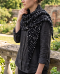 2nd Hand | Bouclé Dreiecktuch 140x40cm – Strukturierter Strickschal / Halstuch mit Noppen