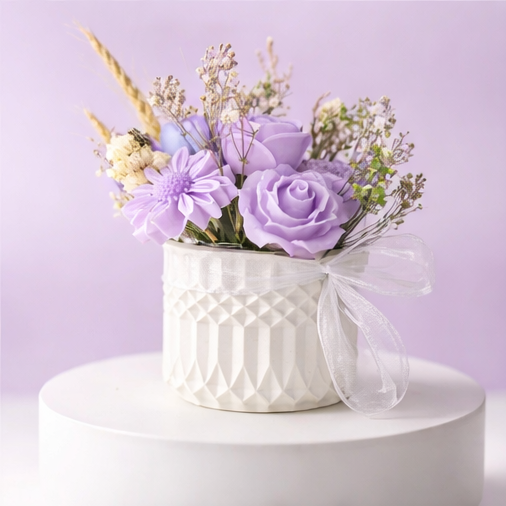 Handmade - Blumen-Bouquet aus Duftwachs – Lilatöne | Deko