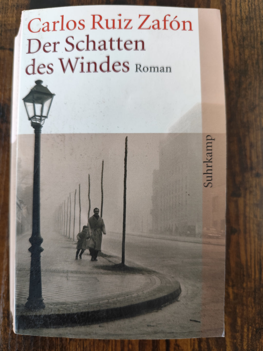 2nd Hand | Carlos Ruiz Zafón – Der Schatten des Windes (Roman) – Suhrkamp Taschenbuch