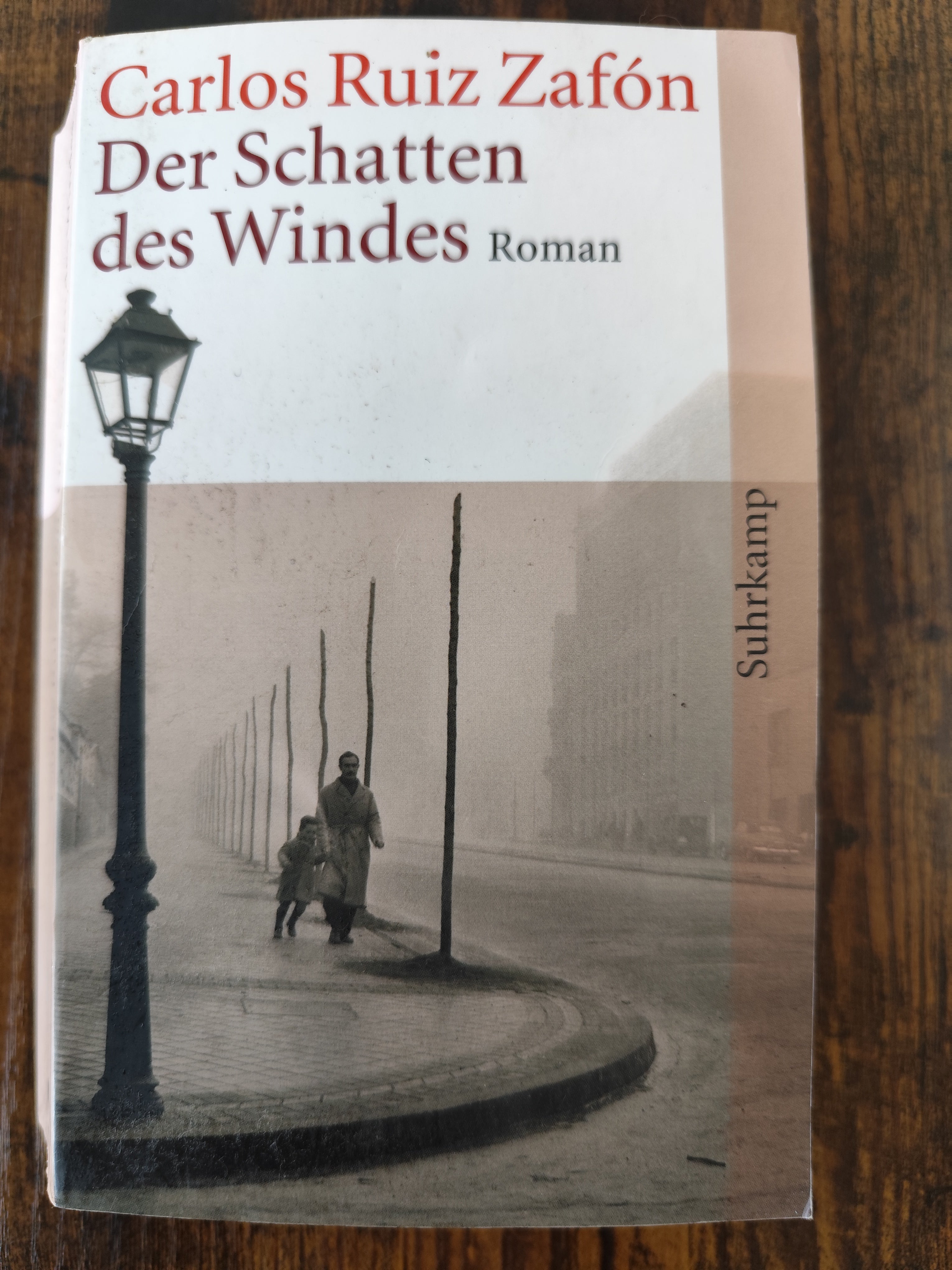 2nd Hand | Carlos Ruiz Zafón – Der Schatten des Windes (Roman) – Suhrkamp Taschenbuch