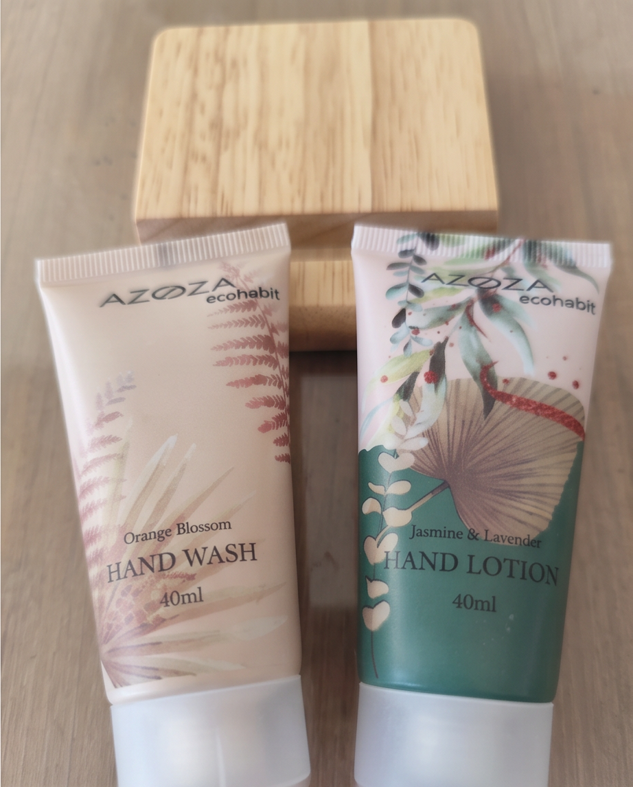 Hand-Pflegeset | Handseife & Handlotion | inkl. Handyhalter aus Holz