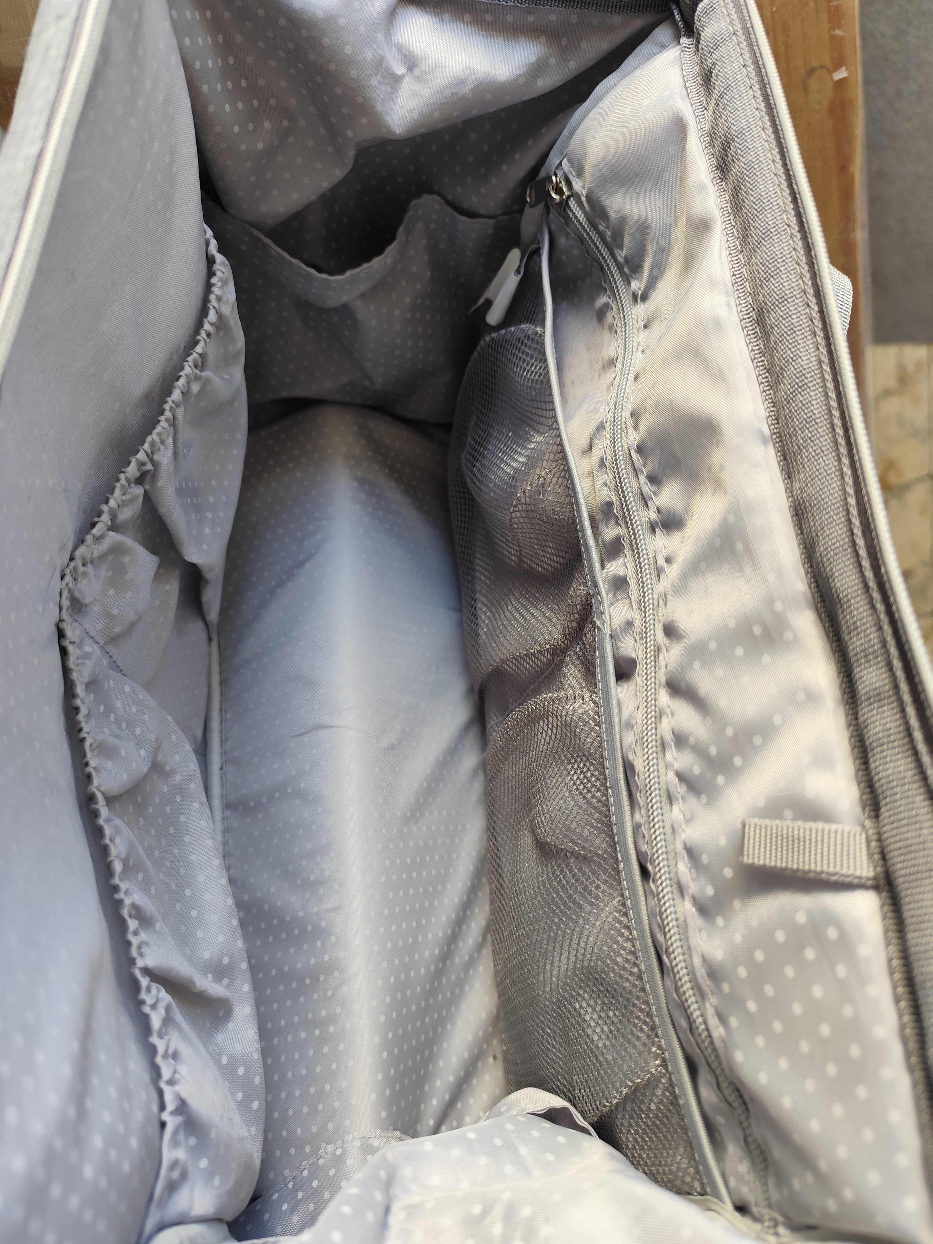 2nd Hand | fillikid Wickeltasche Grau Melange – Viel Stauraum – Moderner Herzschlag-Look Top