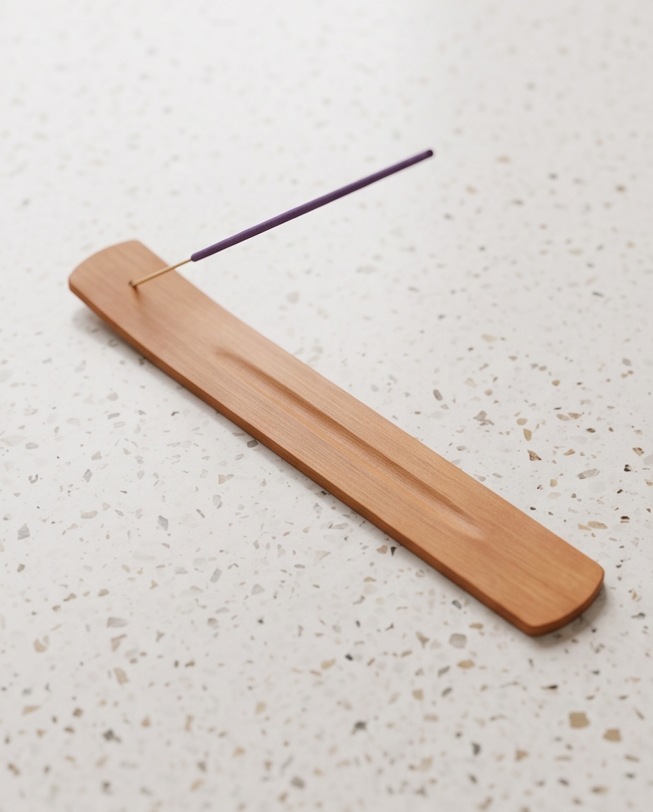 Räucherstäbchenhalter aus Kiefernholz – Minimalistisches Design für deine Entspannung