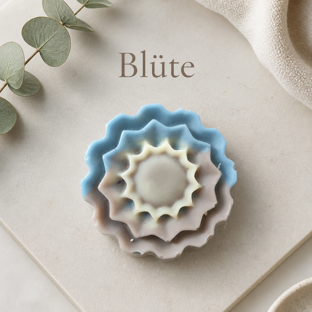 Handmade | Naturseife Sakura 'Blüte' mit Ziegenmilchpulver