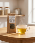 Grüner Tee Morgenrot Sencha 50 g – Mit Mango-Geschmack & Blütenblättern